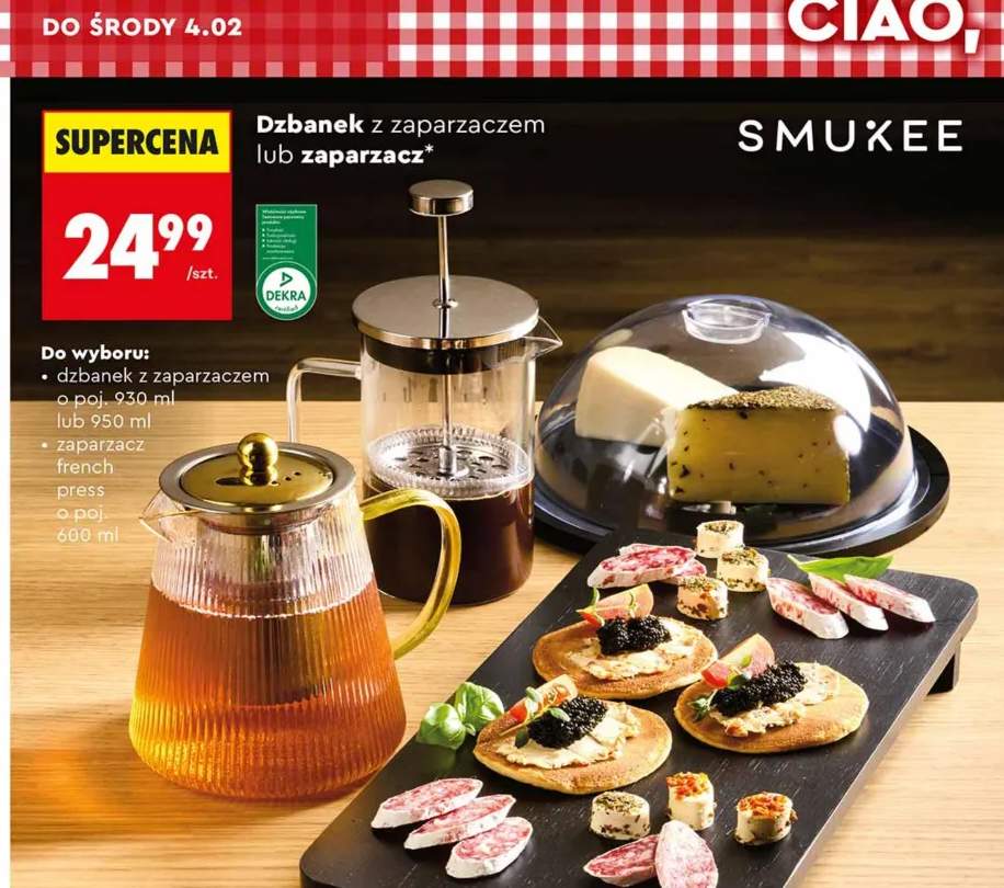 dzbanek z zaparzaczem