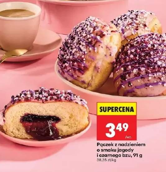 Pączek z nadzieniem o smaku jagody i czarnego bzu