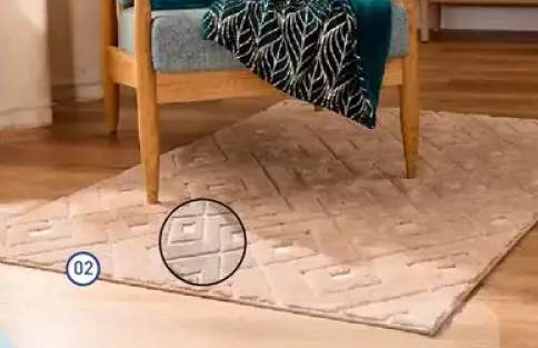 Dywan zakardowy tłoczony