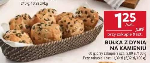 Bułka z dynią na kamieniu