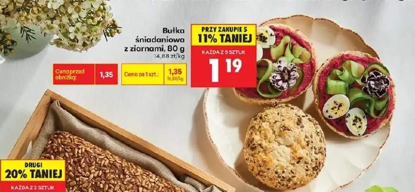 Bułka śniadaniowa z ziarnami