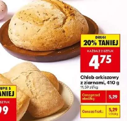 Chleb orkiszowy z ziarnami