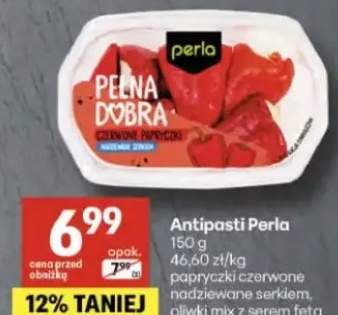 Antipasti papryczki czerwono podwędzone z serem, oliwki mix z serem feta