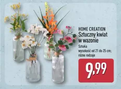 Sztuczny kwiat w wazonie