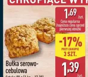 Bułka serowo-cebulowa