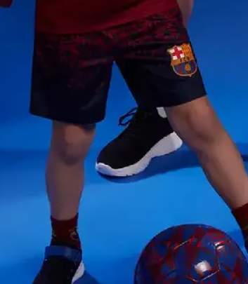 Szorty chłopięce FC Barcelona