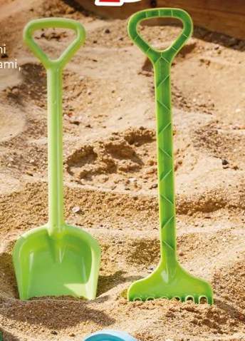 Zabawka do piasku Technok Toys wiaderko z łopatką i 6 foremkami