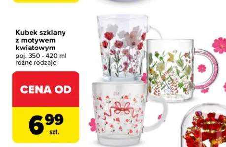 Kubek szklany z motywem kwiatowym