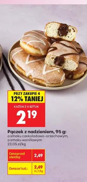 Pączek z nadzieniem o smaku czekoladowo-orzechowym