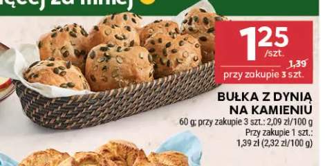 Bułka z dynią na kamieniu