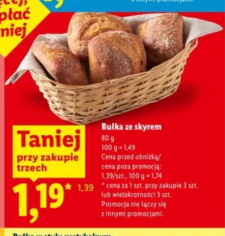 Bułka ze skyrem