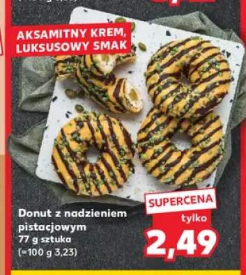 Donut z nadzieniem pistacjowym