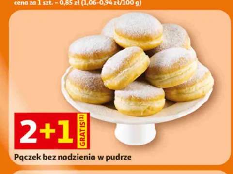 Pączek bez nadzienia w pudrze