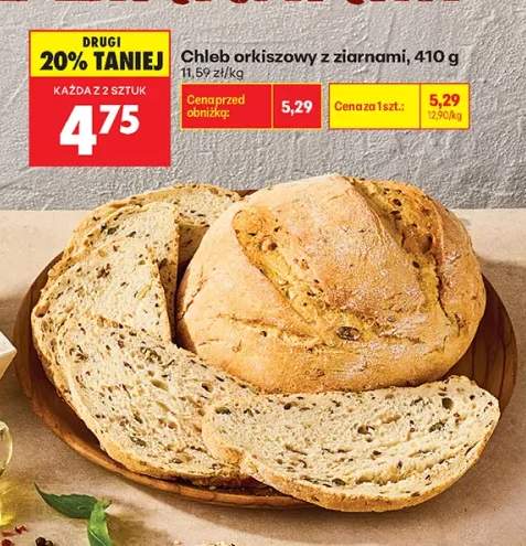 Chleb orkiszowy z ziarnami